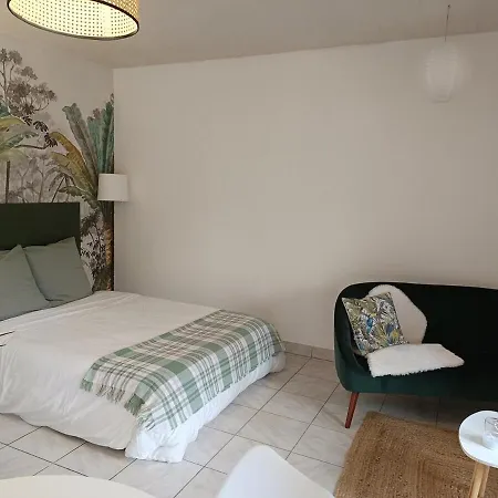 Apartment Equipe, Proche Aeroport *